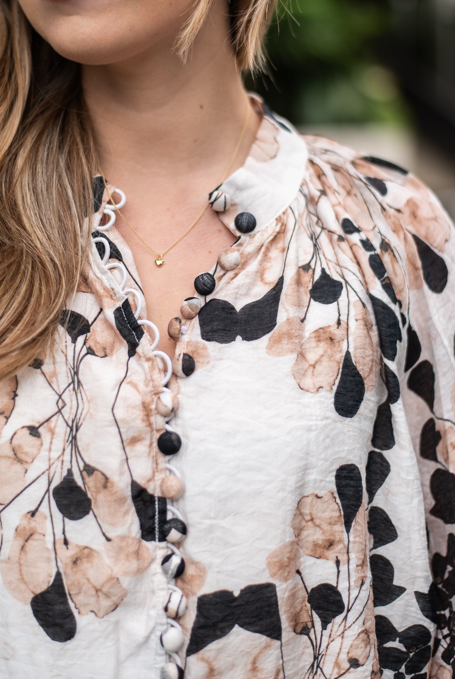 Stella Blouse  |  Beige